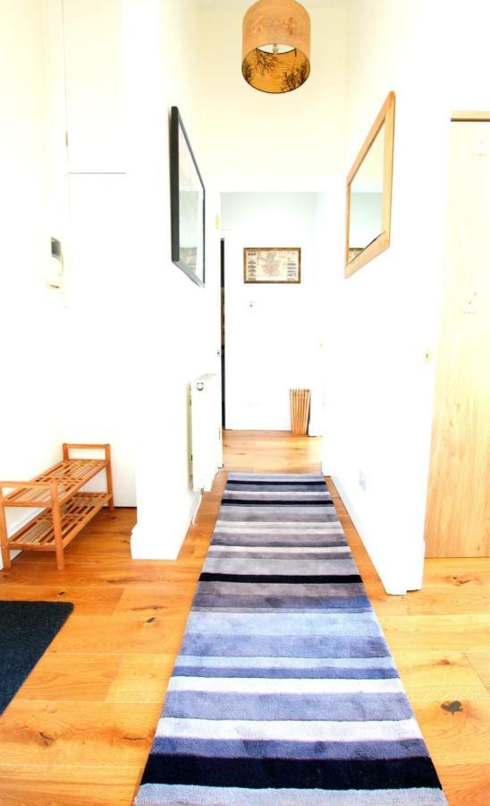 Cozy 2 Bedroom Apartment At Heart Of The エディンバラ エクステリア 写真